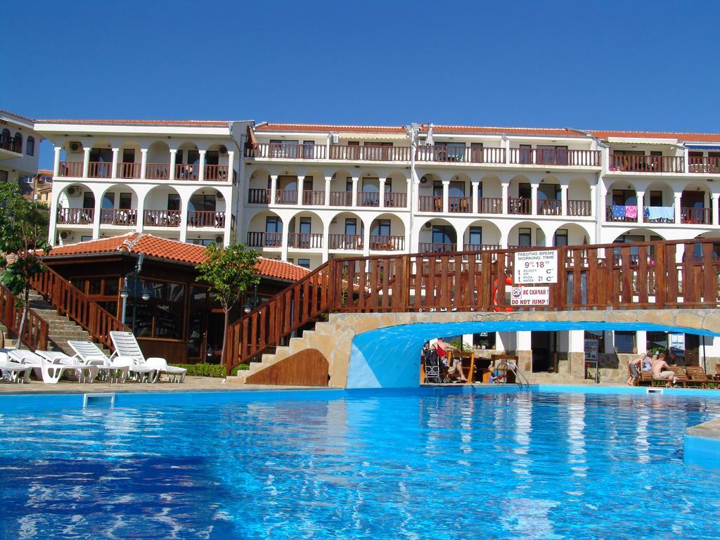 Kambani Bells Apart Complex Sveti Vlas Bagian luar foto